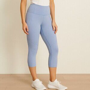 Outdoor Voices NWT Women's Size XS 3/4 Warmup Leggings in Lilac